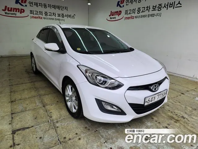 HYUNDAI I30 2015 — 115 481 км, белый, Корея — под ключ — фото 3