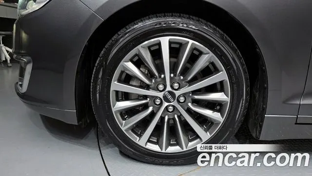 LINCOLN MKZ 2018 — 58 348 км, серый, Корея — под ключ — фото 5