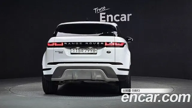 LAND ROVER RANGE ROVER EVOQUE (2 ПОК.) 2020 — 69 167 км, белый, Корея — под ключ — фото 4