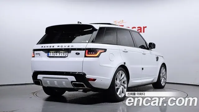 LAND ROVER RANGE ROVER SPORT (2 ПОК.) 2020 — 112 359 км, белый, Корея — под ключ — фото 2