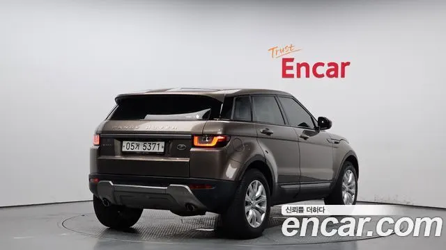 LAND ROVER RANGE ROVER EVOQUE 2017 — 117 788 км, бежевый, Корея — под ключ — фото 2