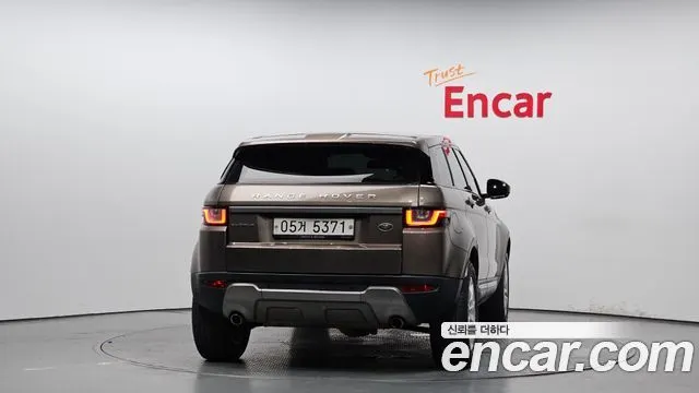 LAND ROVER RANGE ROVER EVOQUE 2017 — 117 788 км, бежевый, Корея — под ключ — фото 4