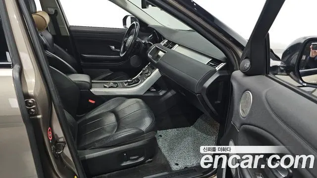 LAND ROVER RANGE ROVER EVOQUE 2017 — 117 788 км, бежевый, Корея — под ключ — фото 10