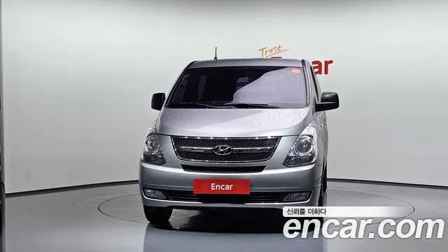 HYUNDAI GRAND STAREX 2016 — 113 871 км, серебристый, Корея — под ключ — фото 3