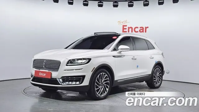 LINCOLN NAUTILUS 2019