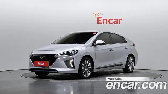 HYUNDAI IONIQ HYBRID 2019