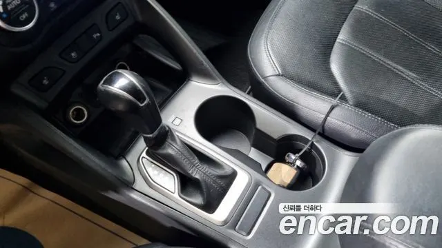 HYUNDAI TUCSON 2014 — 157 091 км, белый, Корея — под ключ — фото 9
