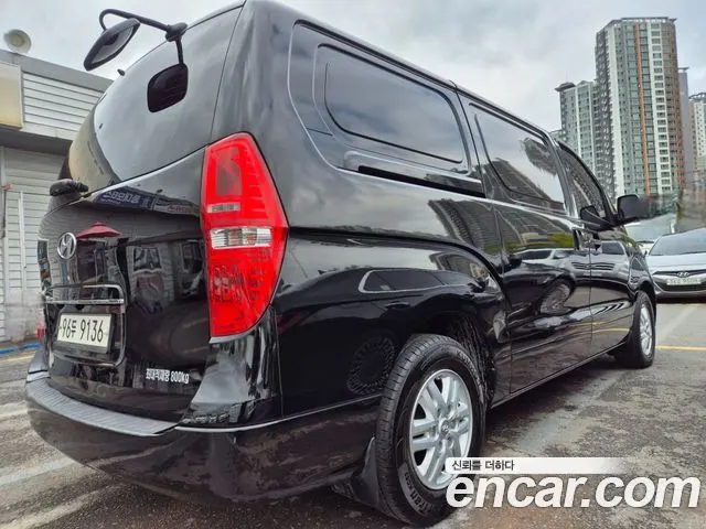 HYUNDAI GRAND STAREX 2017 — 140 000 км, чёрный, Корея — под ключ — фото 5