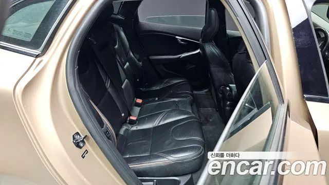 VOLVO V40 CROSS COUNTRY 2013 — 112 468 км, золотистый, Корея — под ключ — фото 11