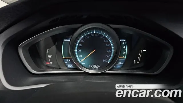 VOLVO V40 CROSS COUNTRY 2013 — 112 468 км, золотистый, Корея — под ключ — фото 8
