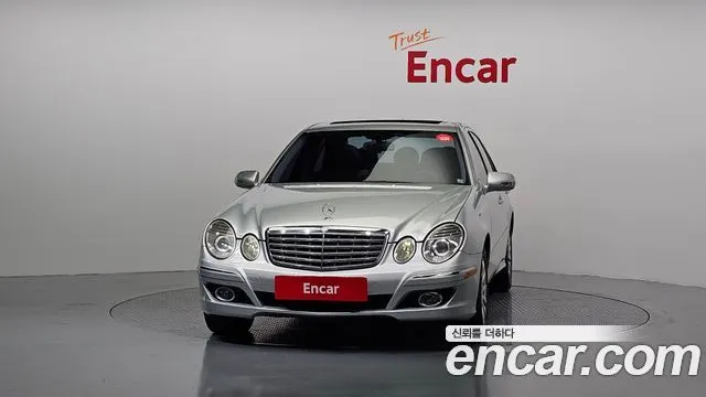 MERCEDES-BENZ E-CLASS W211 2008 — 138 927 км, серебристый, Корея — под ключ — фото 3