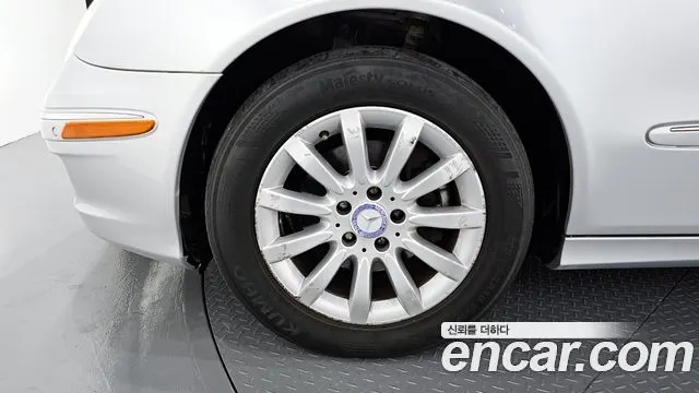 MERCEDES-BENZ E-CLASS W211 2008 — 138 927 км, серебристый, Корея — под ключ — фото 5