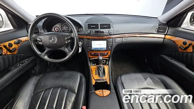MERCEDES-BENZ E-CLASS W211 2008 — 138 927 км, серебристый, Корея — под ключ — фото 7