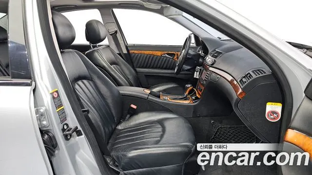 MERCEDES-BENZ E-CLASS W211 2008 — 138 927 км, серебристый, Корея — под ключ — фото 10