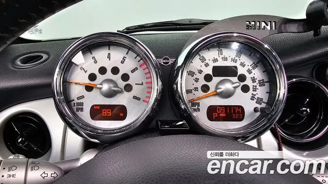MINI COOPER 2004 — 146 730 км, белый-перламутр, Корея — под ключ — фото 8