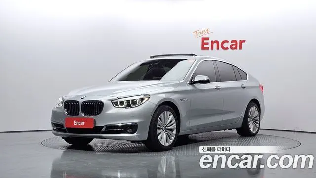 BMW 5 SERIES GT 2015 — 71 528 км, серебристый, Корея — под ключ — фото 1