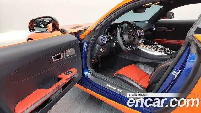 MERCEDES-BENZ AMG GT 2017 — 33 200 км, оранжевый, Корея — под ключ — фото 10