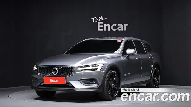 VOLVO V60 CROSS COUNTRY — из Кореи под ключ