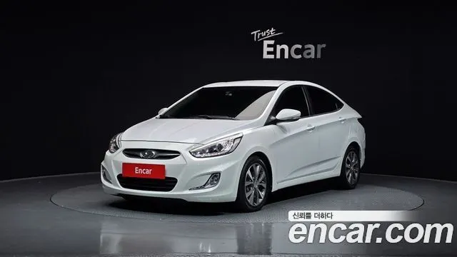 HYUNDAI ACCENT 2015