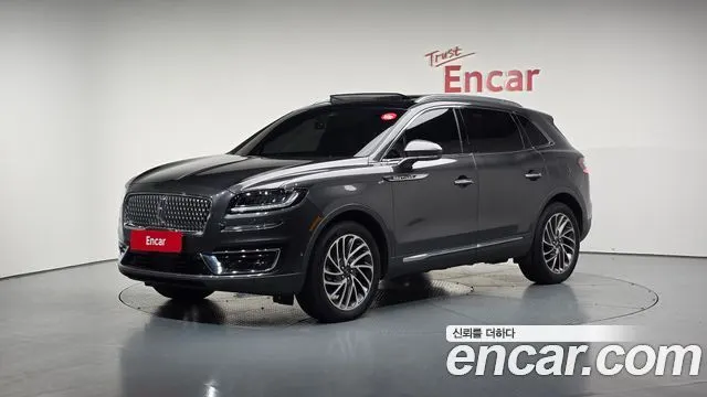 LINCOLN NAUTILUS 2020