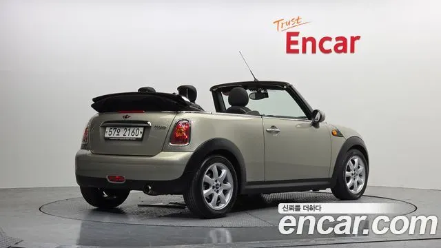 MINI COOPER CONVERTIBLE 2010 — 100 330 км, светло-золотистый, Корея — под ключ — фото 2
