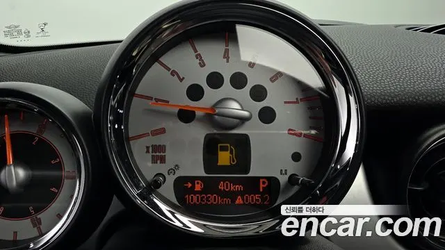 MINI COOPER CONVERTIBLE 2010 — 100 330 км, светло-золотистый, Корея — под ключ — фото 8