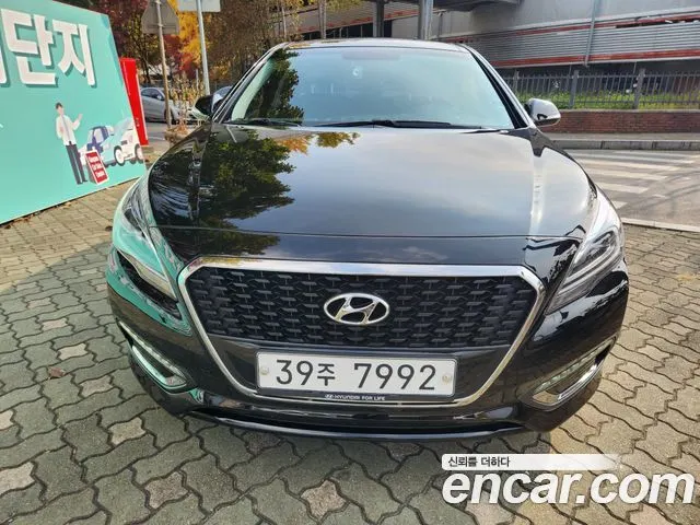 HYUNDAI SONATA HYBRID 2015 — 103 097 км, чёрный, Корея — под ключ — фото 2