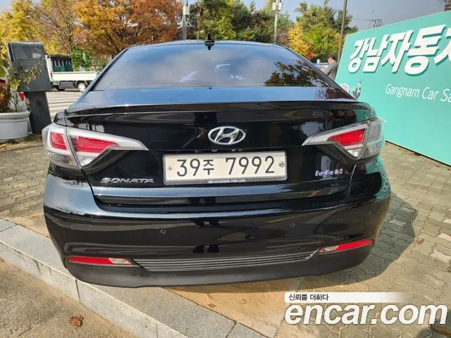 HYUNDAI SONATA HYBRID 2015 — 103 097 км, чёрный, Корея — под ключ — фото 4