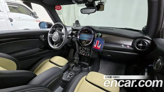 MINI COOPER S 2023 — 37 967 км, тёмно-зелёный, Корея — под ключ — фото 7