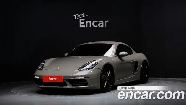 PORSCHE 718 CAYMAN 2018