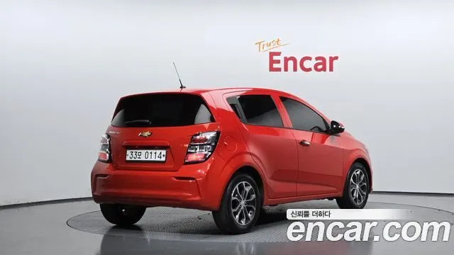 CHEVROLET AVEO HATCHBACK 2017 — 87 474 км, красный, Корея — под ключ — фото 2