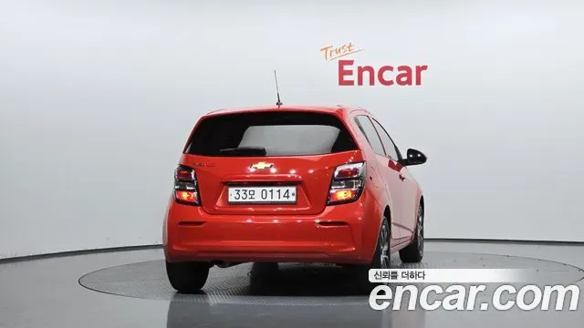 CHEVROLET AVEO HATCHBACK 2017 — 87 474 км, красный, Корея — под ключ — фото 4