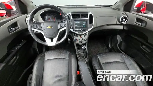 CHEVROLET AVEO HATCHBACK 2017 — 87 474 км, красный, Корея — под ключ — фото 7