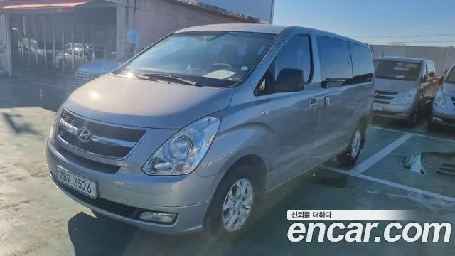 HYUNDAI GRAND STAREX 2014