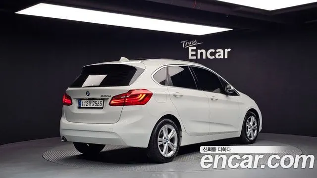 BMW 2 SERIES ACTIVE TOURER 2016 — 74 346 км, белый, Корея — под ключ — фото 2