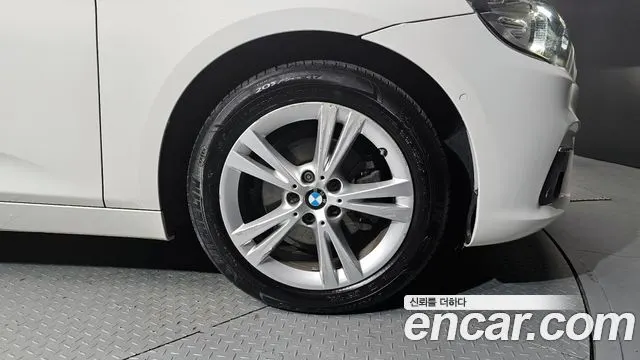 BMW 2 SERIES ACTIVE TOURER 2016 — 74 346 км, белый, Корея — под ключ — фото 5