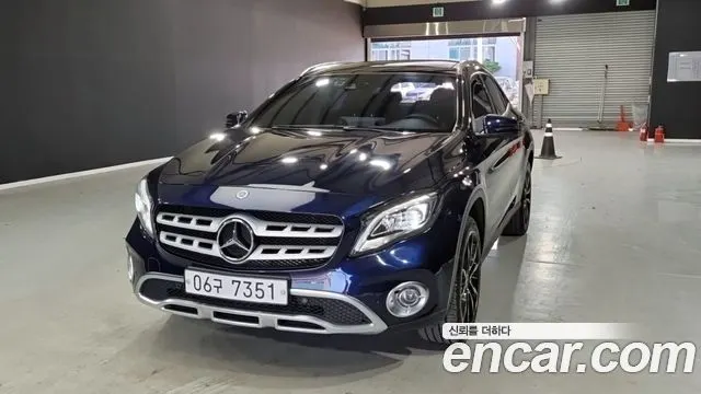 MERCEDES-BENZ GLA-CLASS X156 2019