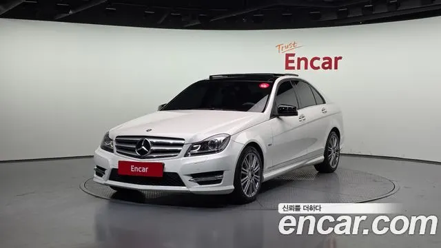 MERCEDES-BENZ C-CLASS W204 2012
