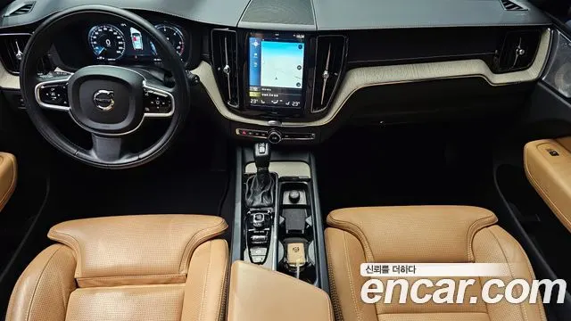VOLVO XC60 2018 — 53 572 км, светло-серебристый, Корея — под ключ — фото 7