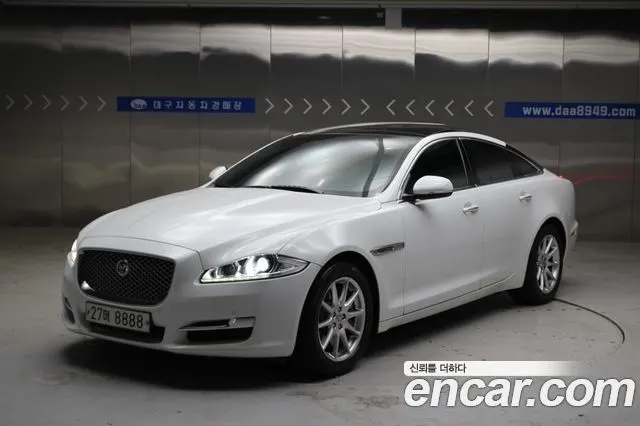 JAGUAR XJ 2016
