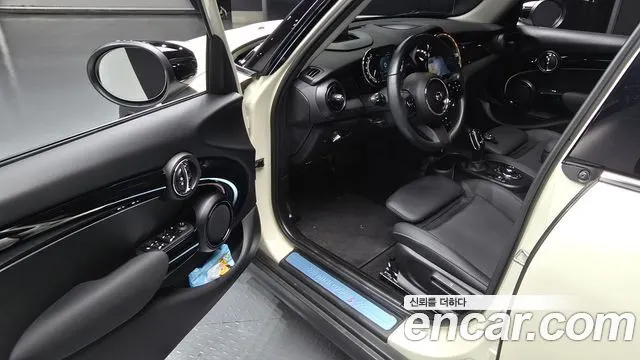 MINI COOPER S 2022 — 15 057 км, белый-перламутр, Корея — под ключ — фото 11