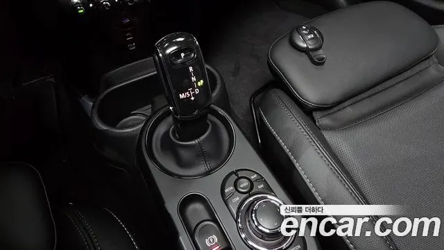 MINI COOPER S 2022 — 15 057 км, белый-перламутр, Корея — под ключ — фото 9