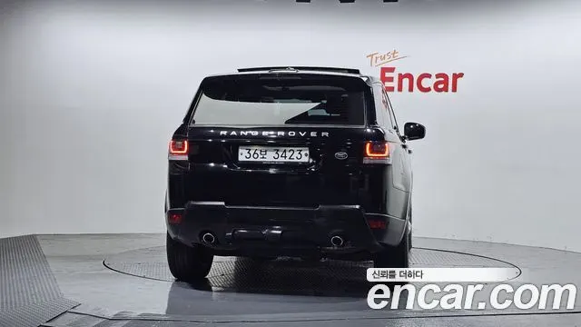 LAND ROVER RANGE ROVER SPORT (2 ПОК.) 2015 — 127 713 км, чёрный, Корея — под ключ — фото 4