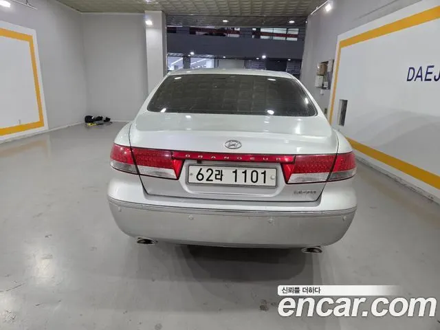 HYUNDAI GRANDEUR NEW LUXURY 2009 — 126 231 км, серебристый, Корея — под ключ — фото 4