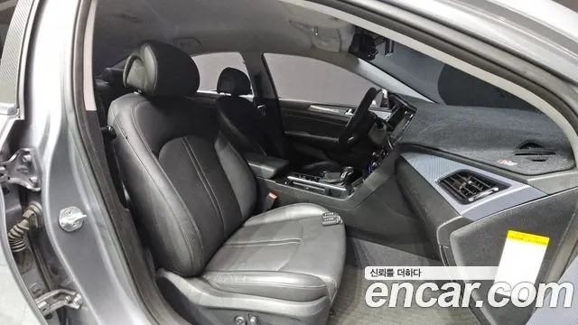 HYUNDAI SONATA HYBRID 2017 — 124 375 км, серебристо-серый, Корея — под ключ — фото 11