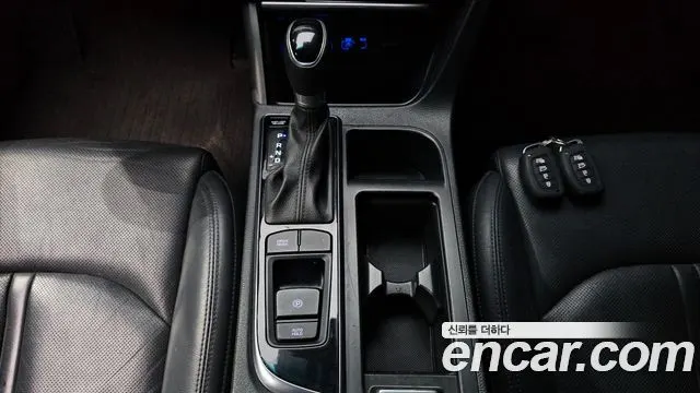 HYUNDAI SONATA HYBRID 2017 — 124 375 км, серебристо-серый, Корея — под ключ — фото 9