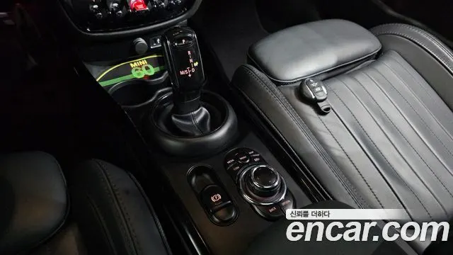 MINI COOPER S CLUBMAN 2023 — 59 090 км, тёмно-зелёный, Корея — под ключ — фото 9