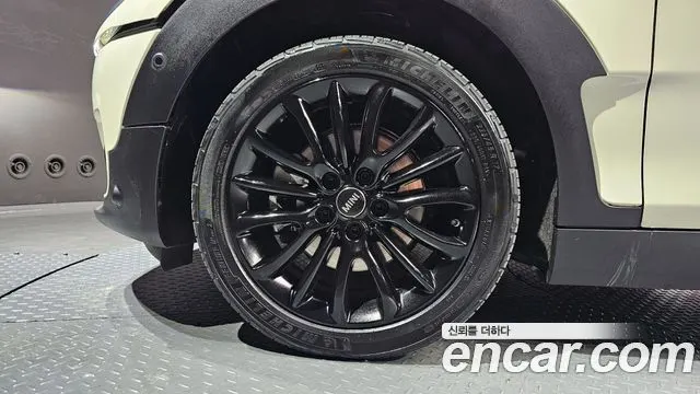 MINI COOPER CLUBMAN 2022 — 107 860 км, белый-перламутр, Корея — под ключ — фото 5