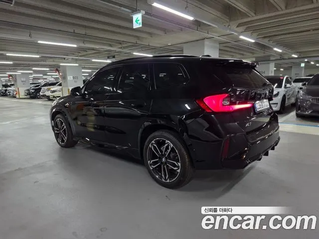 BMW X1 2025 — 22 010 км, чёрный, Корея — под ключ — фото 4