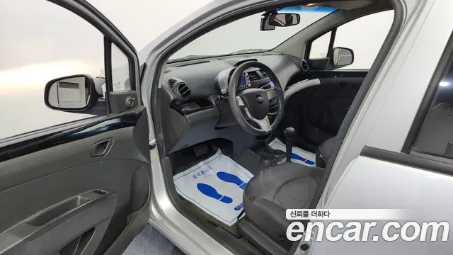 CHEVROLET MATIZ CREATIVE 2010 — 107 688 км, серебристый, Корея — под ключ — фото 10